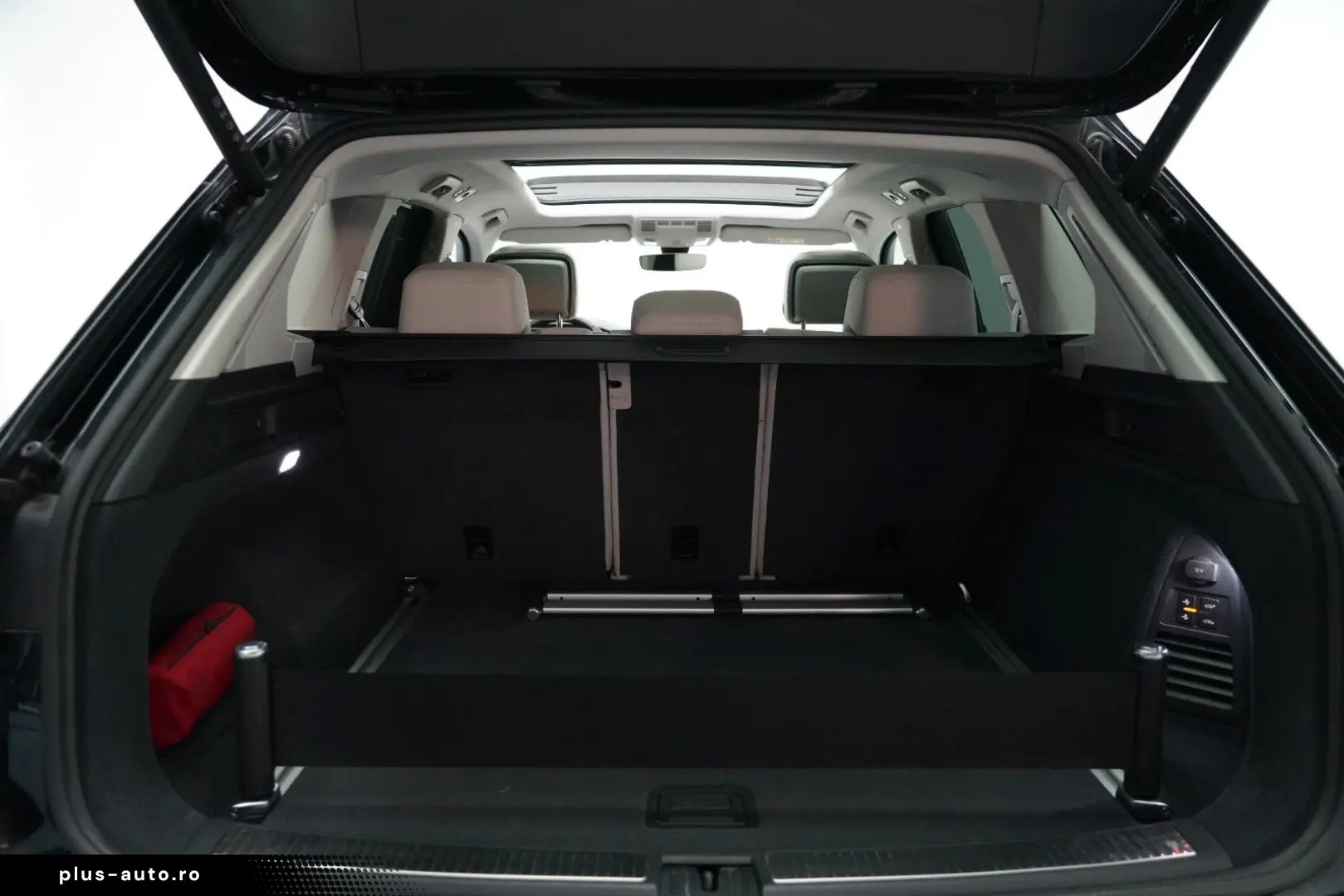 VW Touareg 3.0TDI 4M Elegance PANO 360 LUFT SOFT