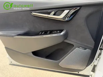 KIA EV6 GT 77 4kWh HeadUp Wärmepumpe V2L Sportsitze