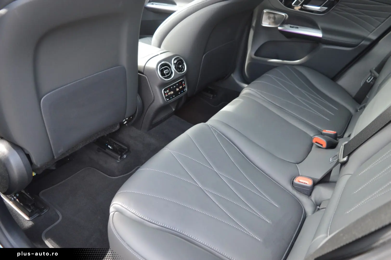 MERCEDES-BENZ GLC 300 AMG  Hinterachslenkung  Distro&hellip;