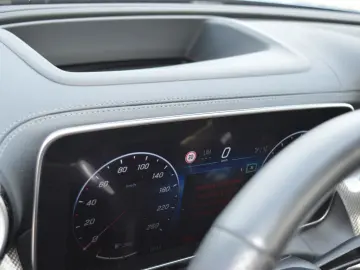 MERCEDES-BENZ GLC 300 AMG  Hinterachslenkung  Distro&hellip;