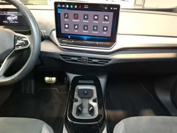 VW ID.5 Pro 82 kWh Komfortpaket Plus Assistenzpaket