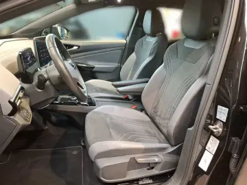 VW ID.5 Pro 82 kWh Komfortpaket Plus Assistenzpaket