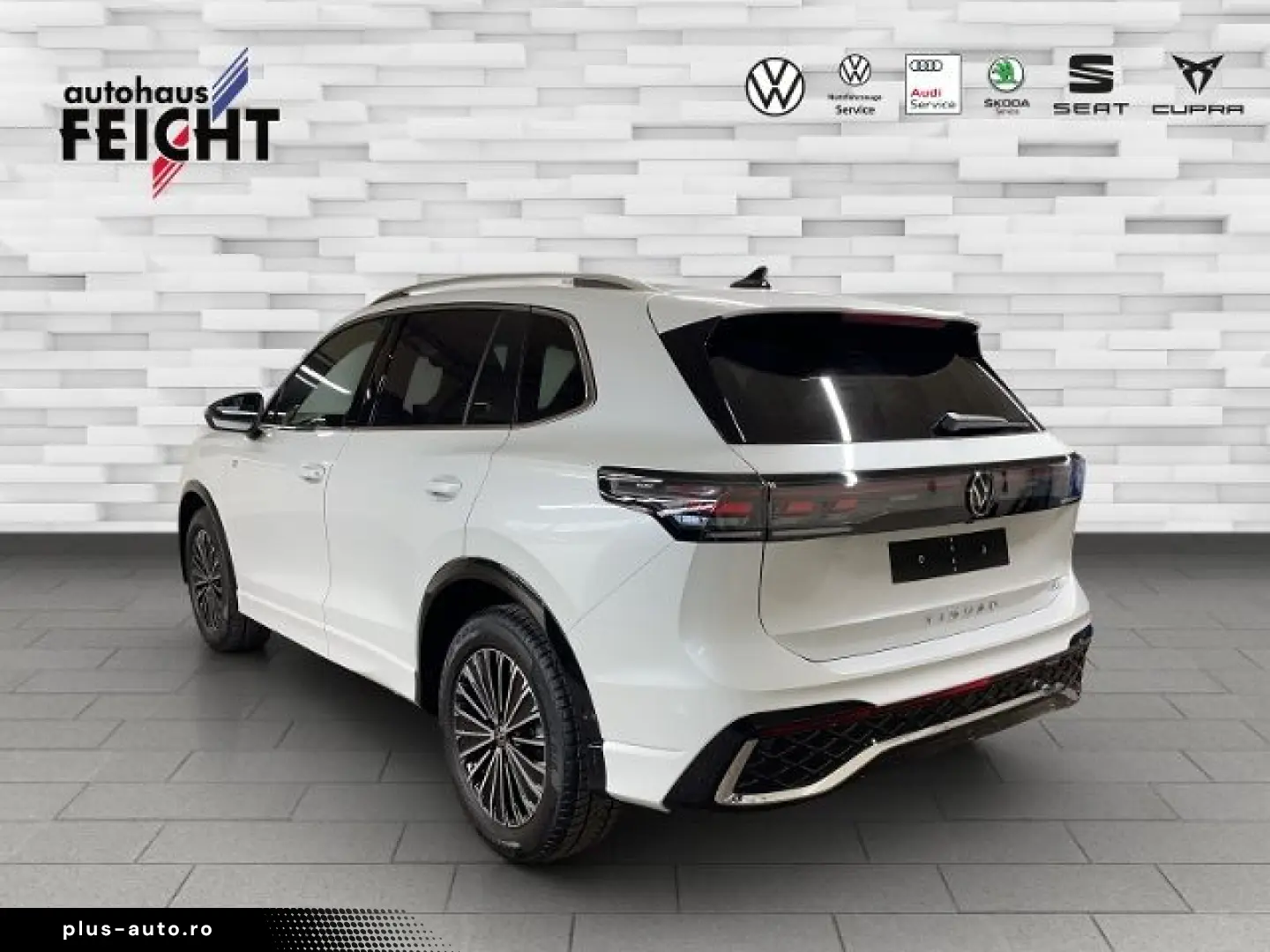 VW Tiguan 1.5 eTSI R-Line MATRIX AHK HUD PANO NAVI