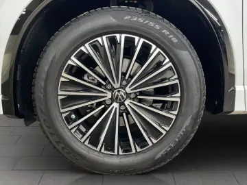 VW Tiguan 1.5 eTSI R-Line MATRIX AHK HUD PANO NAVI