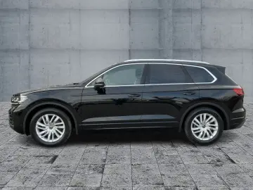 VW Touareg 3.0 TDI 4M DSG HD-MATRIX NAV AIR AHK ACC