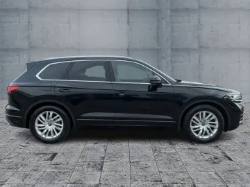 VW Touareg 3.0 TDI 4M DSG HD-MATRIX NAV AIR AHK ACC