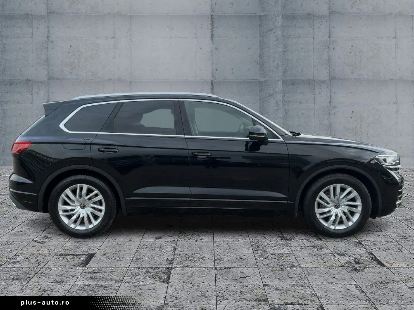 VW Touareg 3.0 TDI 4M DSG HD-MATRIX NAV AIR AHK ACC