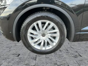 VW Touareg 3.0 TDI 4M DSG HD-MATRIX NAV AIR AHK ACC