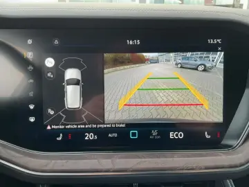 VW Touareg 3.0 TDI 4M DSG HD-MATRIX NAV AIR AHK ACC