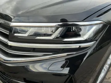 VW Touareg 3.0 TDI 4M DSG HD-MATRIX NAV AIR AHK ACC