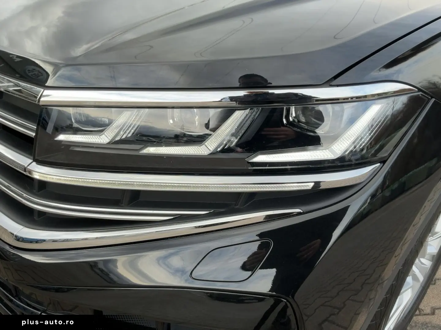 VW Touareg 3.0 TDI 4M DSG HD-MATRIX NAV AIR AHK ACC