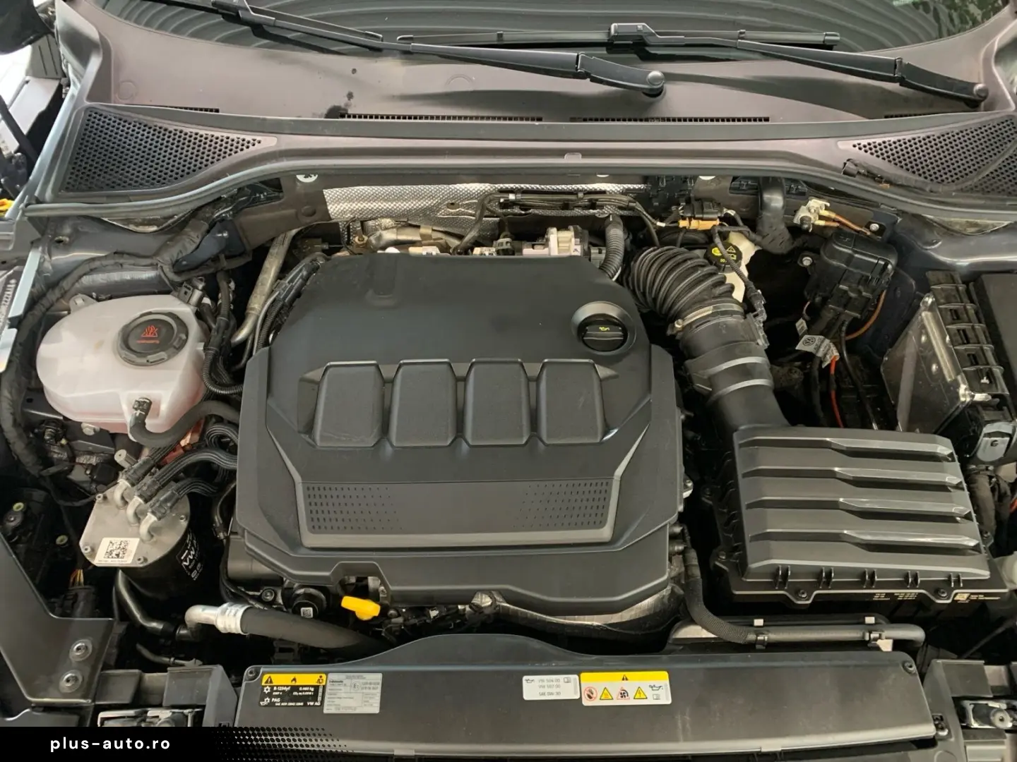 VW Arteon Shooting Brake R-Line 2 0 TDI 4MOTION DSG