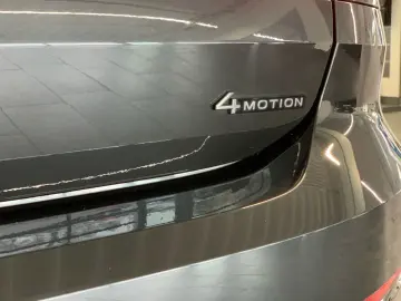VW Arteon Shooting Brake R-Line 2 0 TDI 4MOTION DSG
