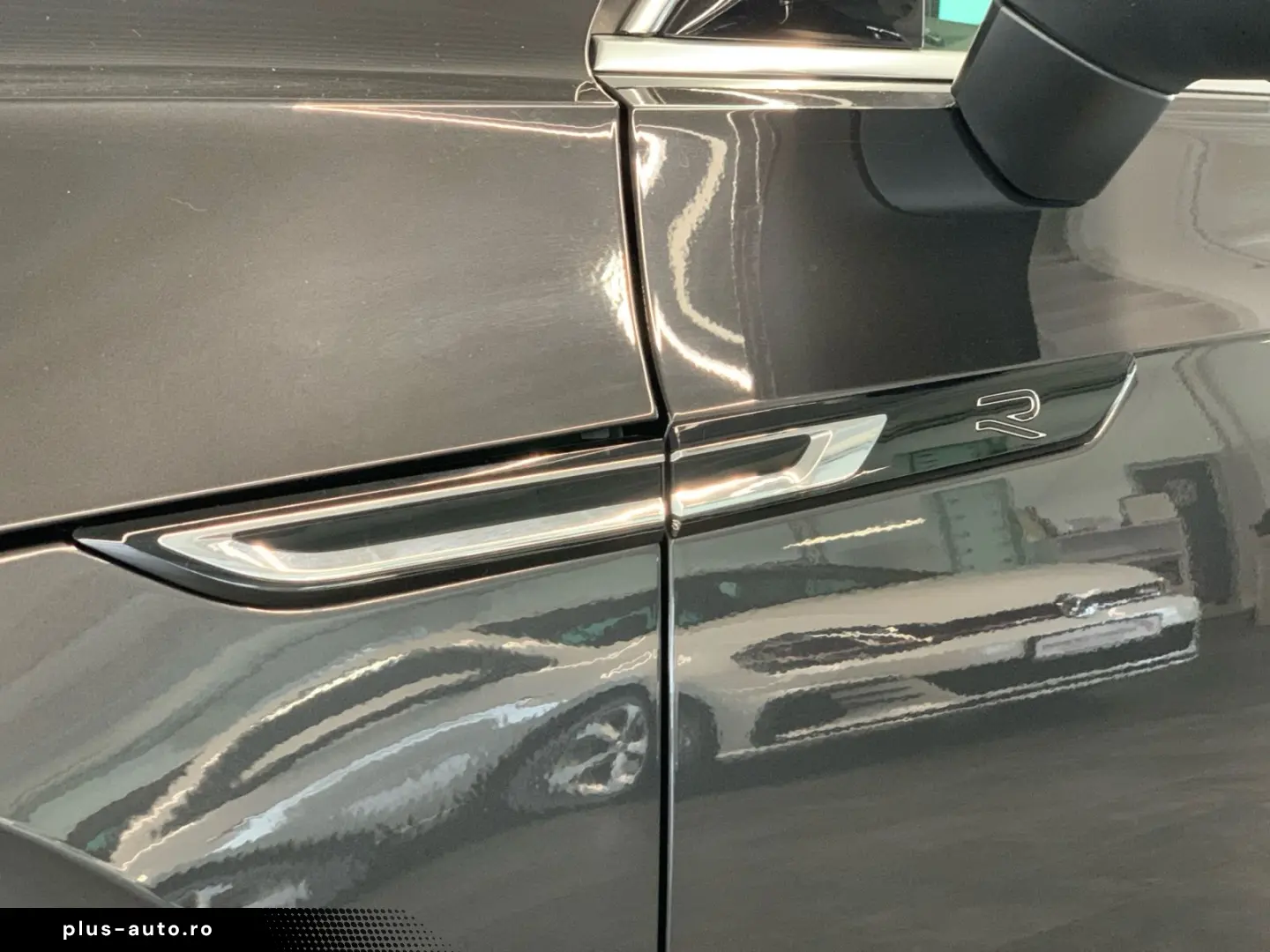 VW Arteon Shooting Brake R-Line 2 0 TDI 4MOTION DSG