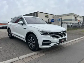 VW Touareg Elegance 4Motion 360  FINANZIERUNG
