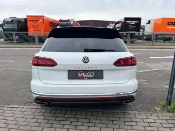 VW Touareg Elegance 4Motion 360  FINANZIERUNG