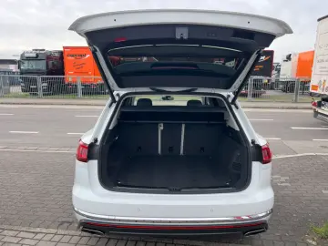 VW Touareg Elegance 4Motion 360  FINANZIERUNG