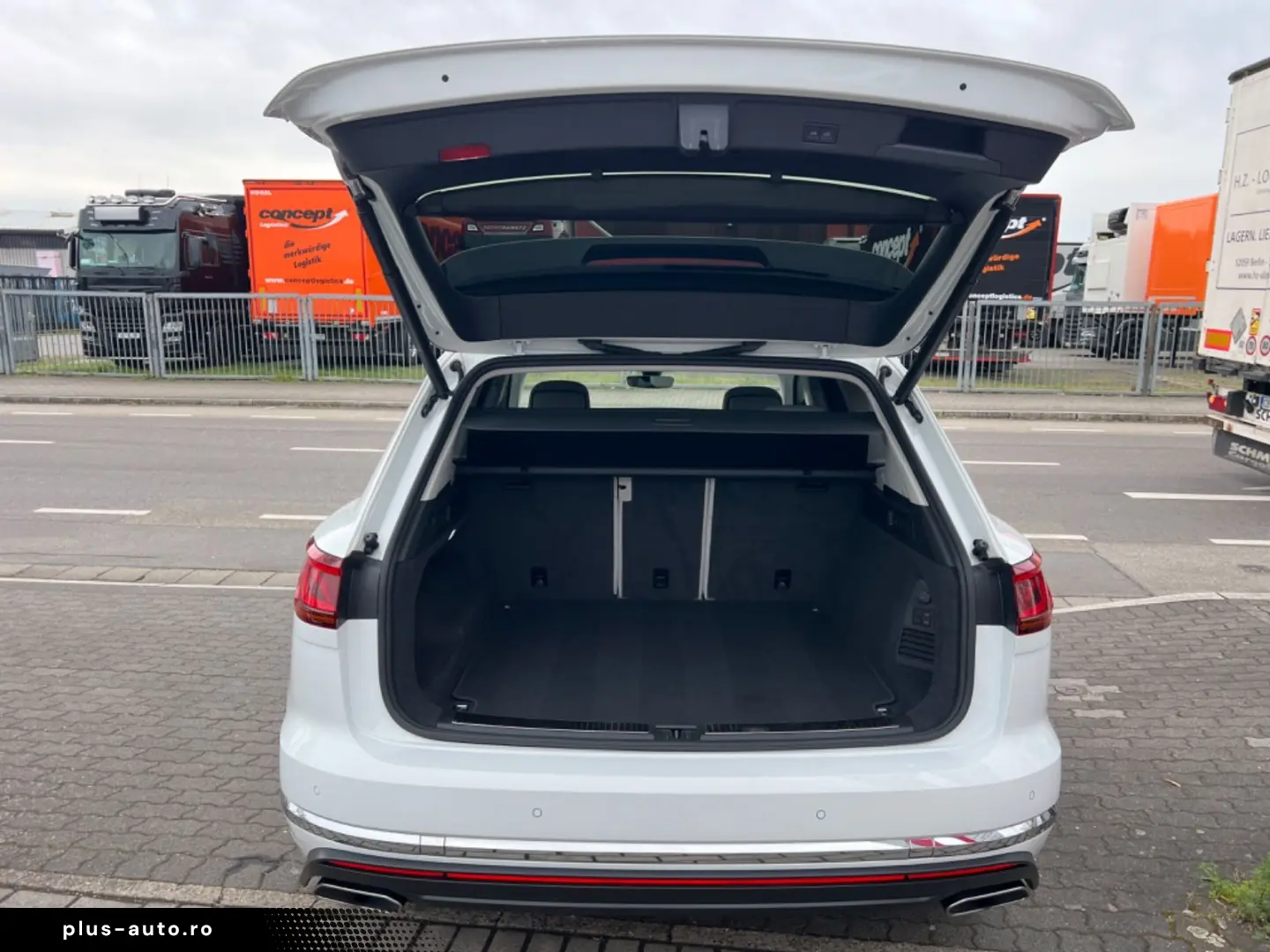 VW Touareg Elegance 4Motion 360  FINANZIERUNG
