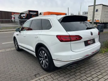 VW Touareg Elegance 4Motion 360  FINANZIERUNG