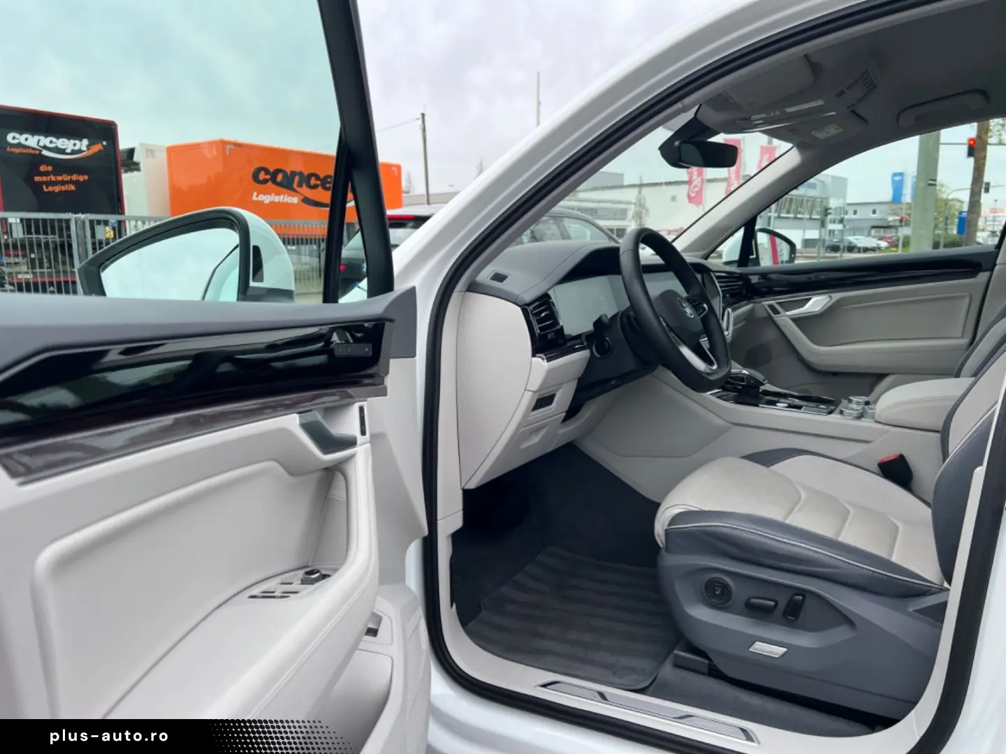 VW Touareg Elegance 4Motion 360  FINANZIERUNG