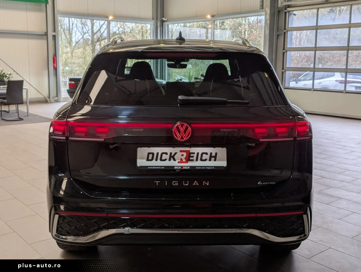 VW Tiguan 2.0TDI R-Line 4M Pano H K AHK Matrix 20