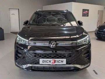 VW Tiguan 2.0TDI R-Line 4M Pano H K AHK Matrix 20