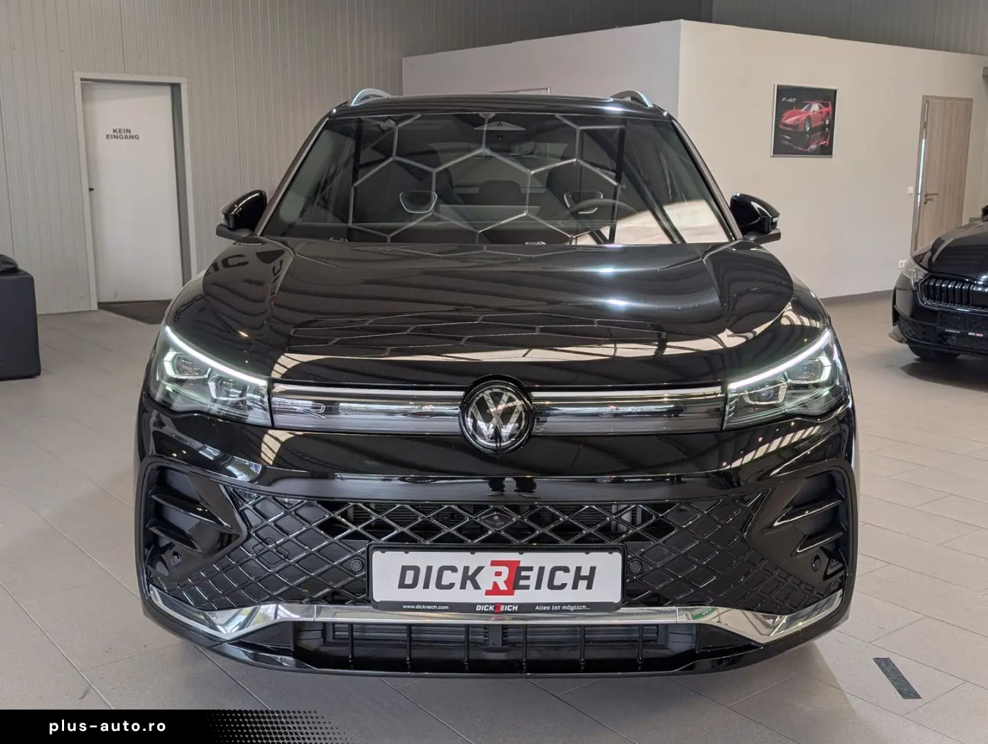 VW Tiguan 2.0TDI R-Line 4M Pano H K AHK Matrix 20