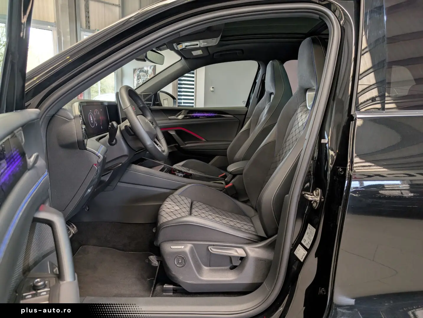 VW Tiguan 2.0TDI R-Line 4M Pano H K AHK Matrix 20