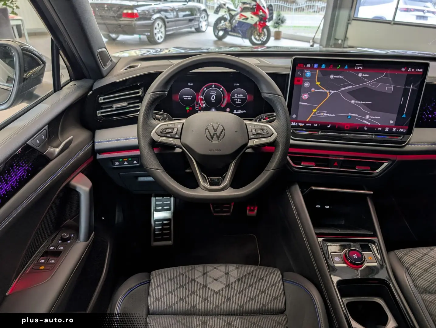 VW Tiguan 2.0TDI R-Line 4M Pano H K AHK Matrix 20