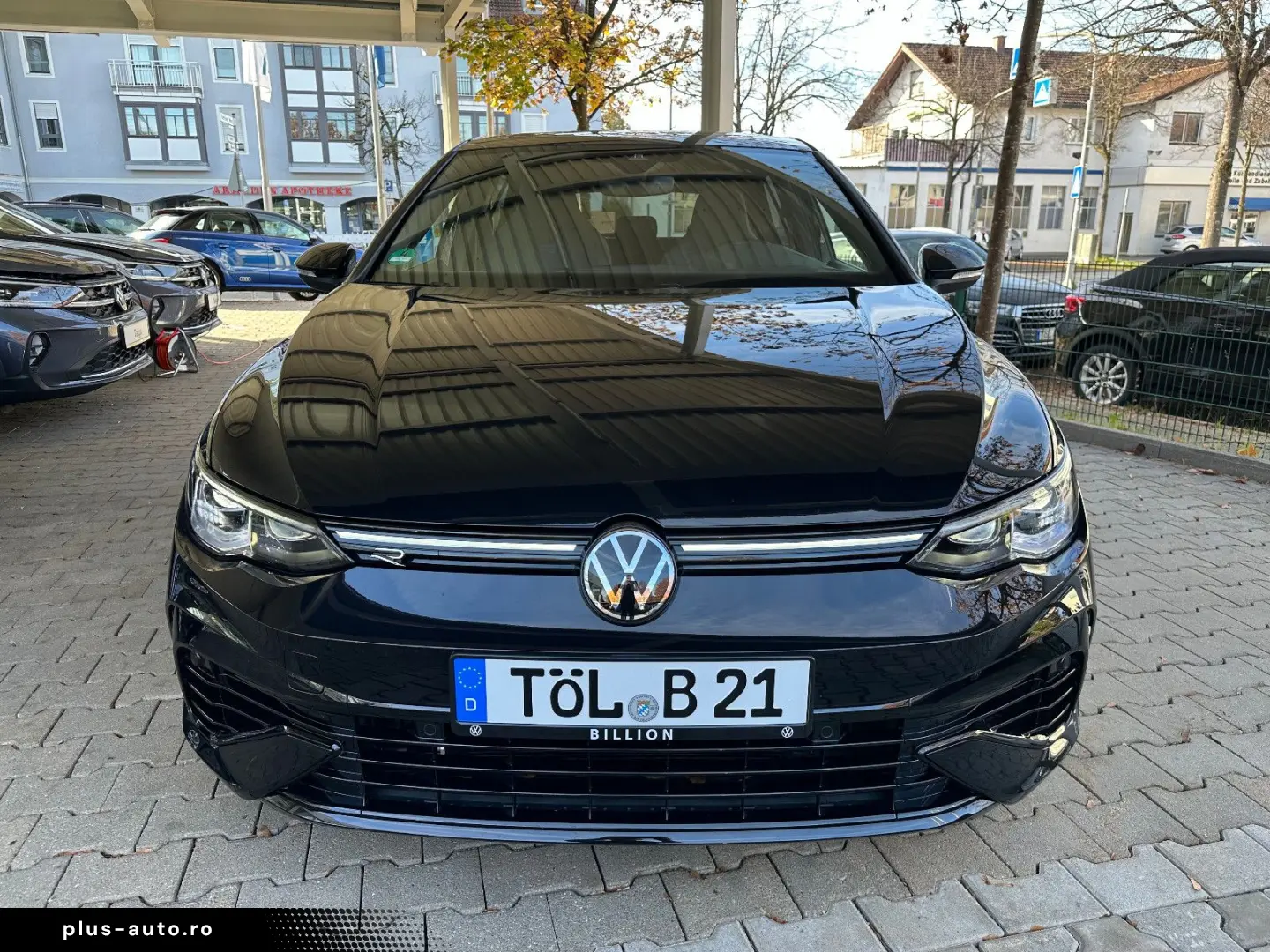 VW Golf VIII R 2.0 TSI DSG 4MOTION    R-Performance