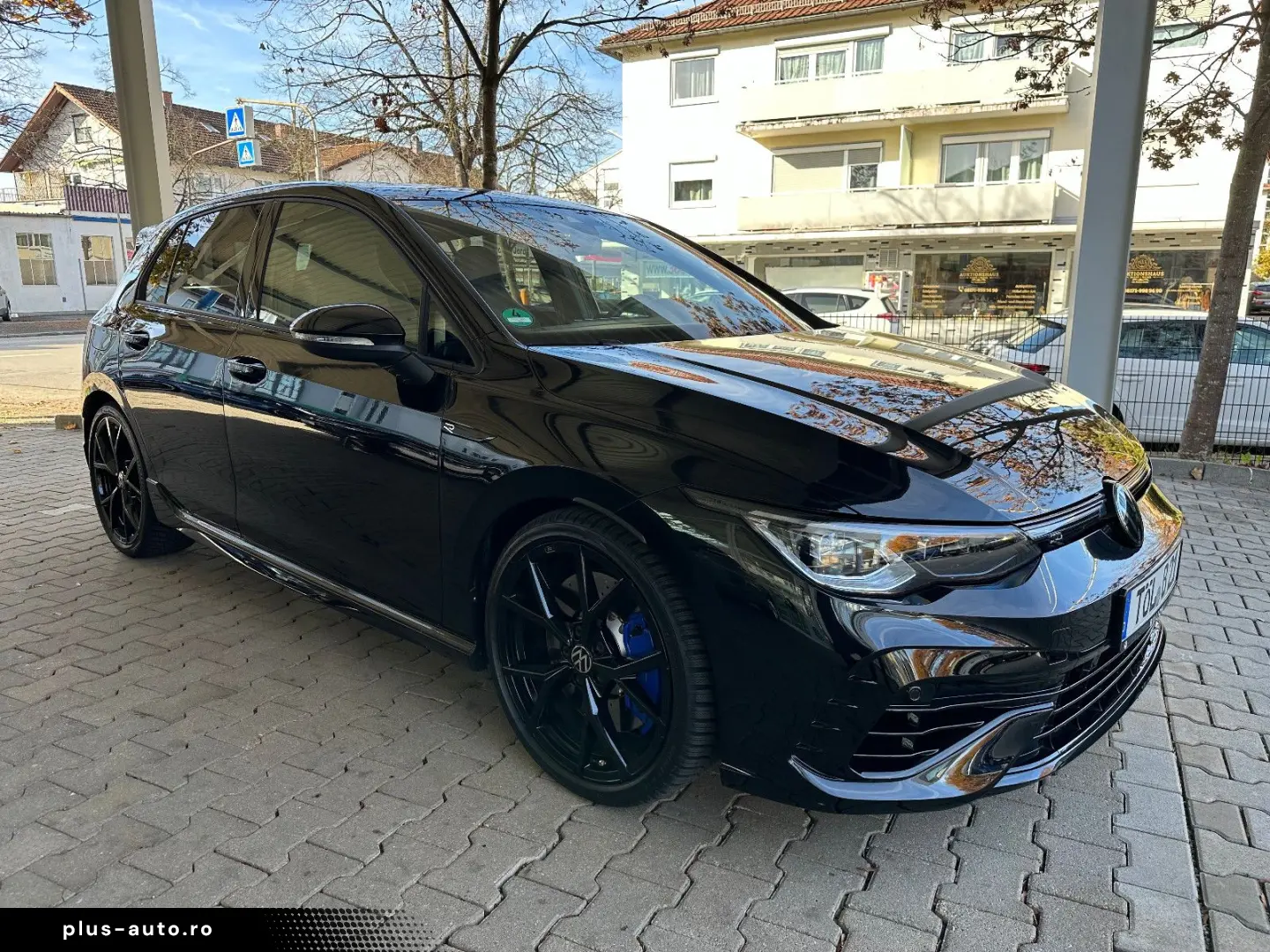 VW Golf VIII R 2.0 TSI DSG 4MOTION    R-Performance