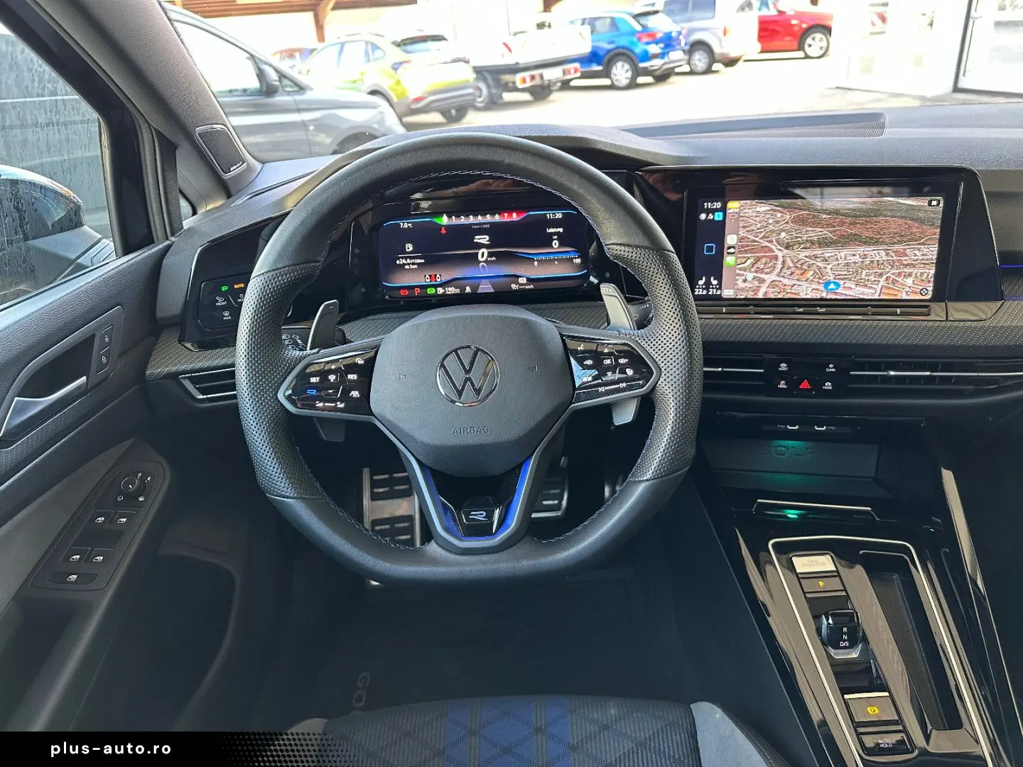 VW Golf VIII R 2.0 TSI DSG 4MOTION    R-Performance