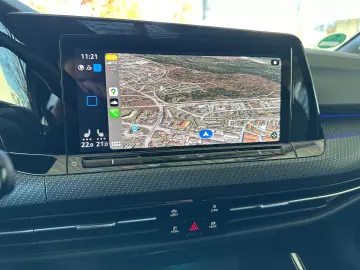 VW Golf VIII R 2.0 TSI DSG 4MOTION    R-Performance