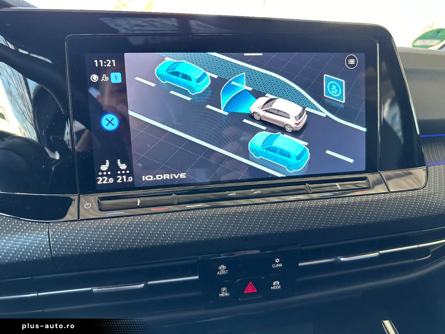 VW Golf VIII R 2.0 TSI DSG 4MOTION    R-Performance