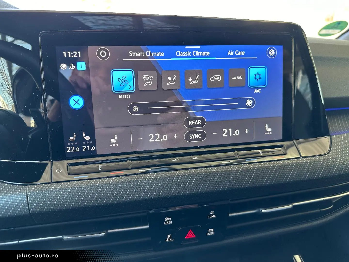 VW Golf VIII R 2.0 TSI DSG 4MOTION    R-Performance