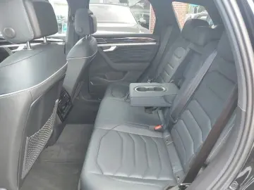 VW Touareg 3.0 TDI 4M R-Line AHK Standhzg Pano 360