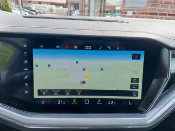 VW Touareg 3.0 TDI 4M R-Line AHK Standhzg Pano 360