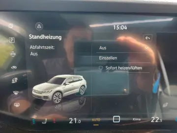 VW Touareg 3.0 TDI 4M R-Line AHK Standhzg Pano 360