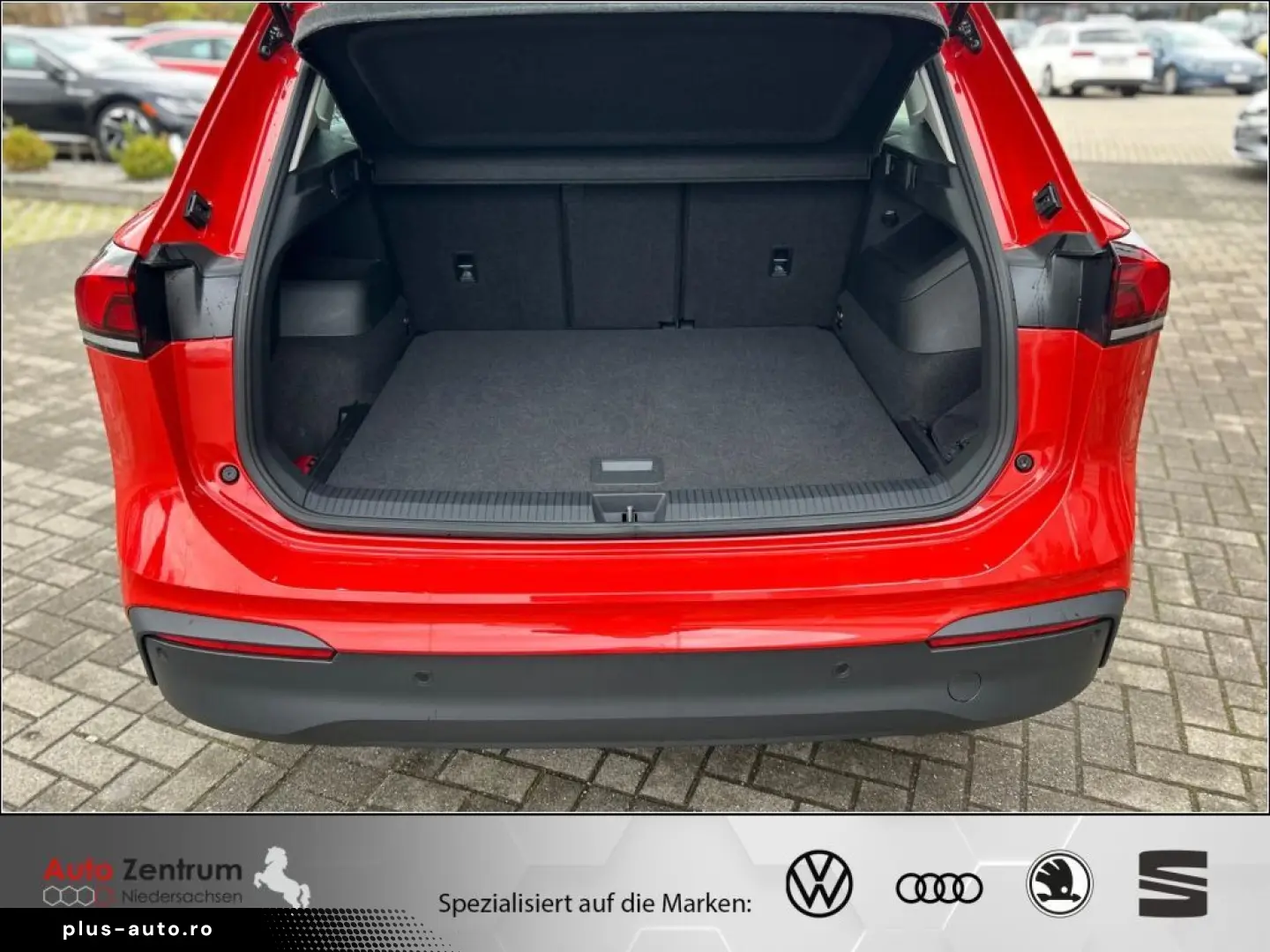 VW Tiguan 2.0TDI Head-Up KAMERA AHK  9700Km !!!