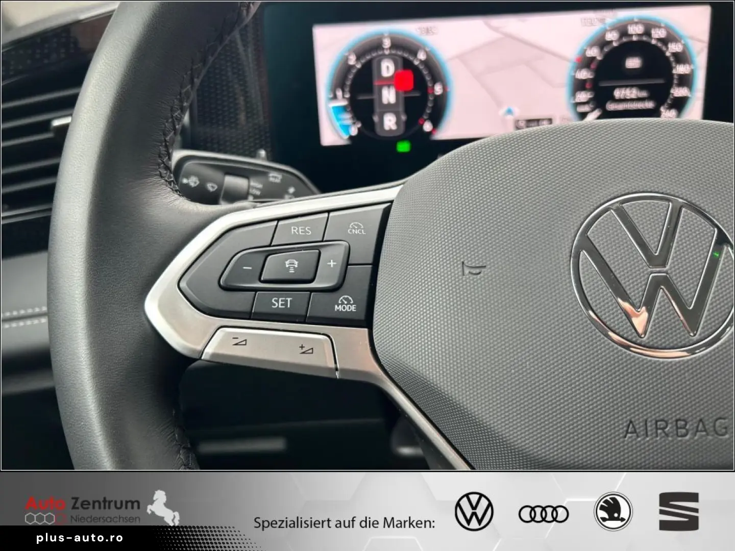 VW Tiguan 2.0TDI Head-Up KAMERA AHK  9700Km !!!