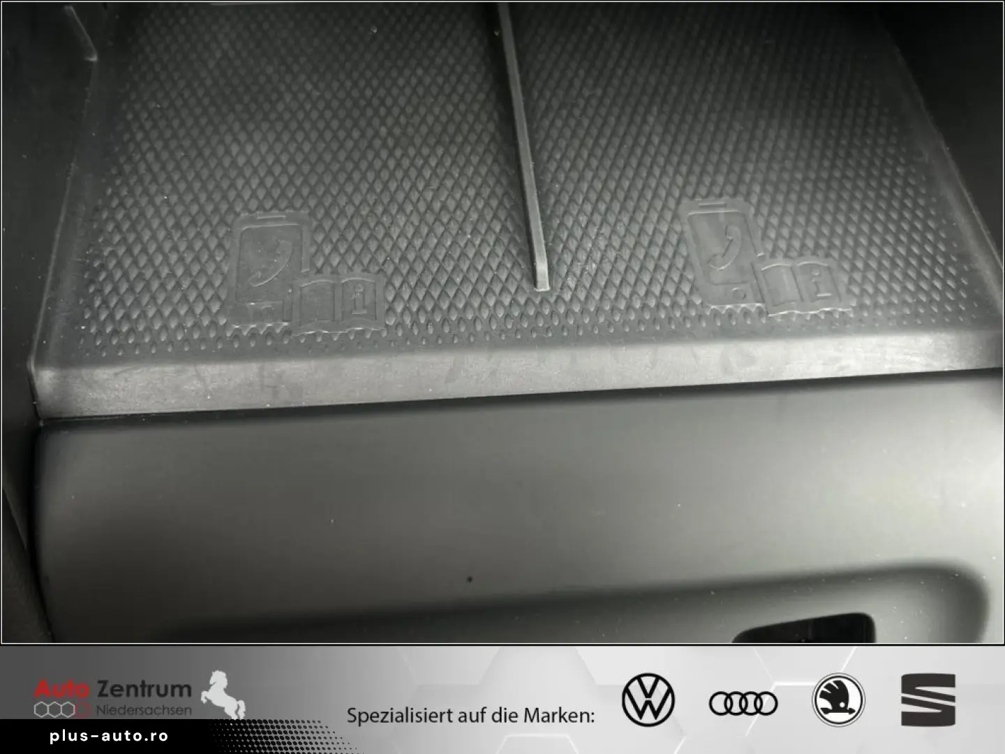 VW Tiguan 2.0TDI Head-Up KAMERA AHK  9700Km !!!