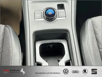 VW Tiguan 2.0TDI Head-Up KAMERA AHK  9700Km !!!