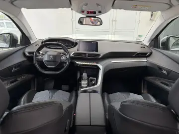 PEUGEOT 3008 Allure  2017