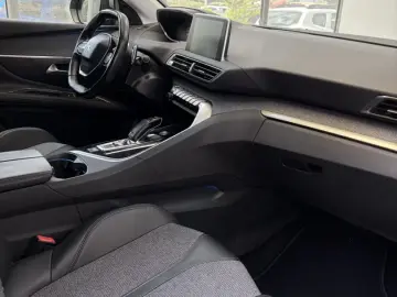 PEUGEOT 3008 Allure  2017