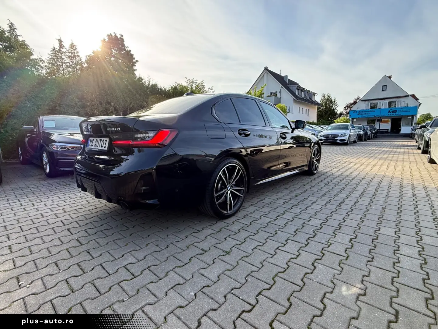 BMW 330 d M Sport Kardon Head Up Kamera Adp-LED ACC