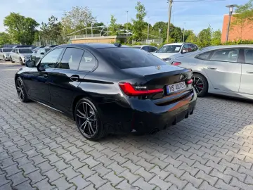 BMW 330 d M Sport Kardon Head Up Kamera Adp-LED ACC