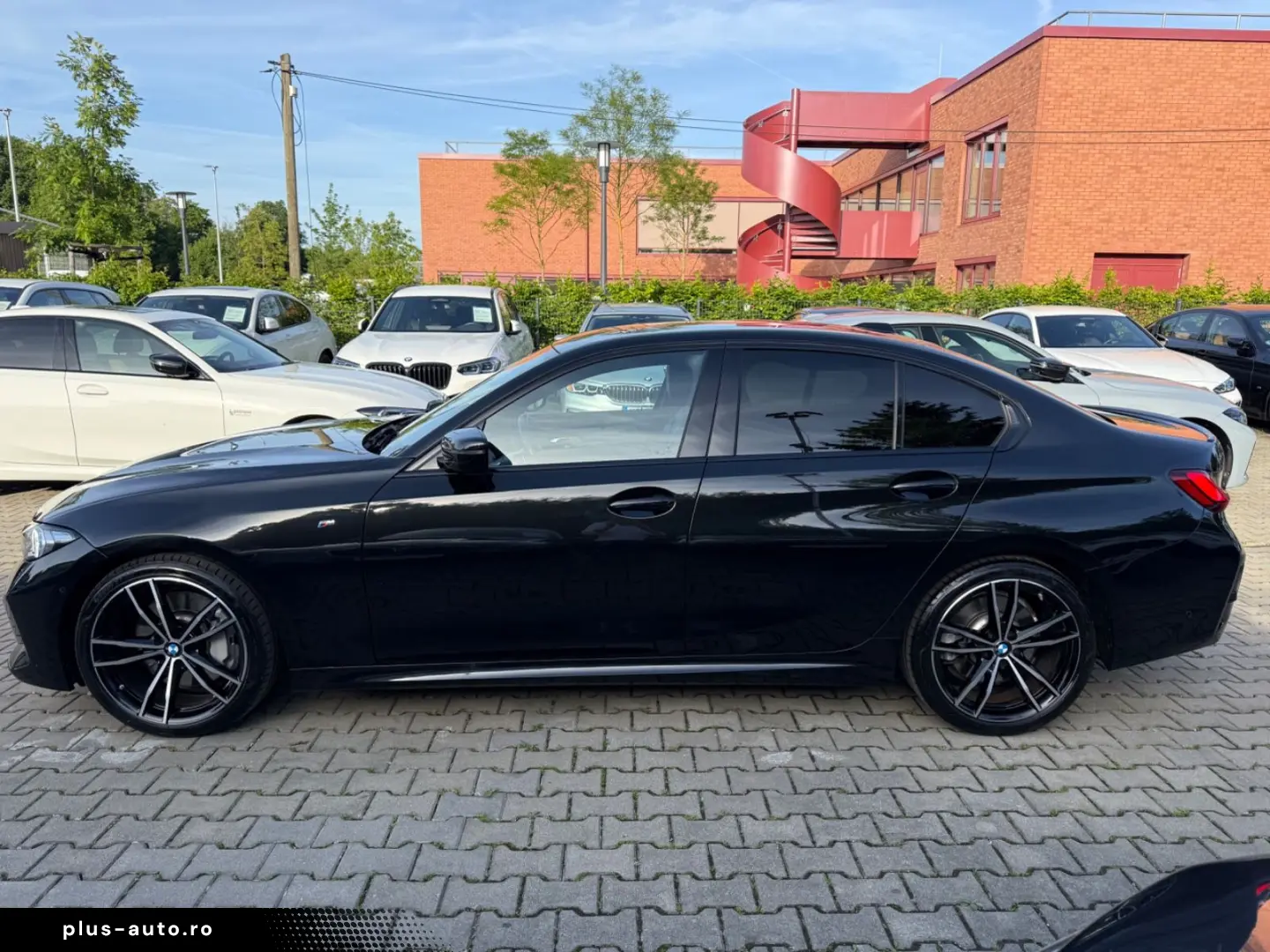 BMW 330 d M Sport Kardon Head Up Kamera Adp-LED ACC