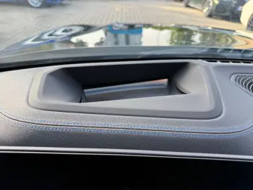 BMW 330 d M Sport Kardon Head Up Kamera Adp-LED ACC