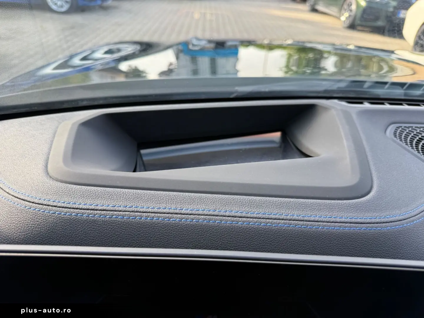BMW 330 d M Sport Kardon Head Up Kamera Adp-LED ACC