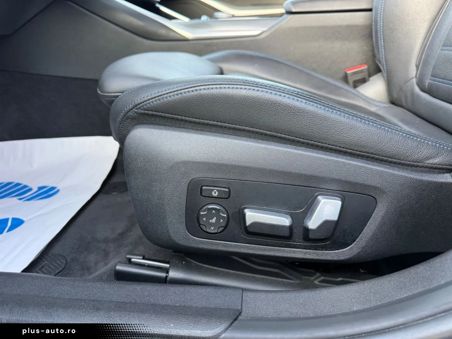 BMW 330 d M Sport Kardon Head Up Kamera Adp-LED ACC